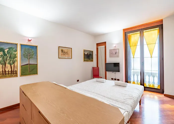 Magnifico - Porta Venezia - Wifi Apartmán *