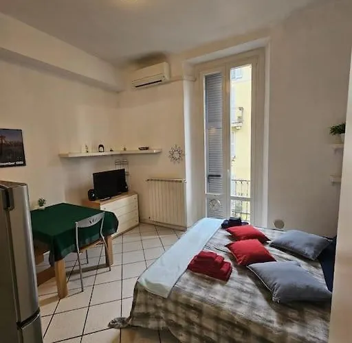 Porta Romana District Apartment Milan