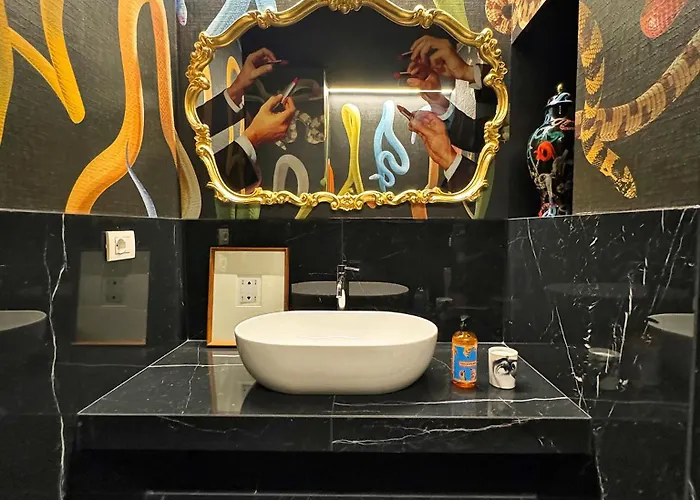 Toiletpaper Living Apartment *