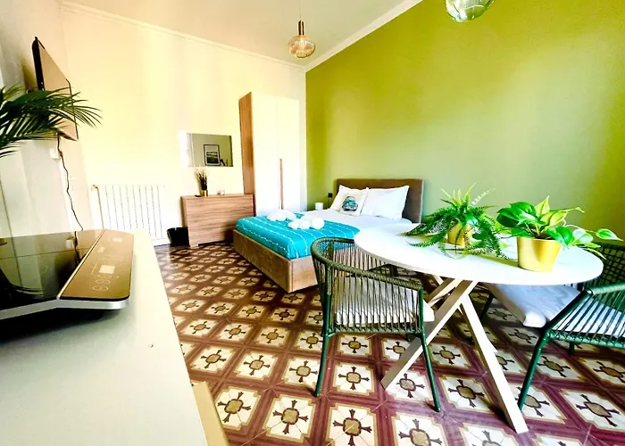 Appartement Charming Loreto 8 Milaan