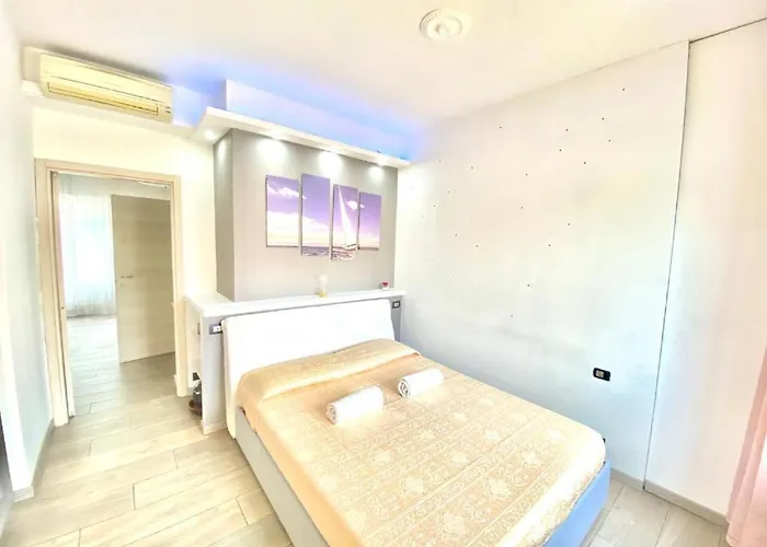 Bocconi Home, A Pochi Minuti Dal Centro Storico Di Apartamento