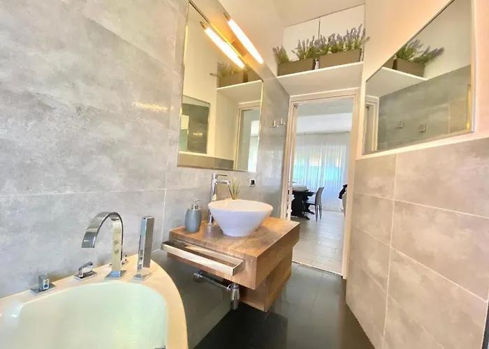 Apartamento Bocconi Home, A Pochi Minuti Dal Centro Storico Di
