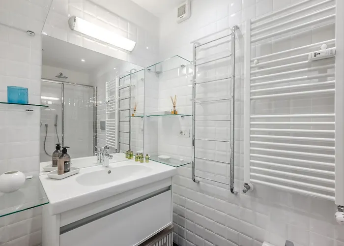 דירה Ceradini With Balcony R&r
