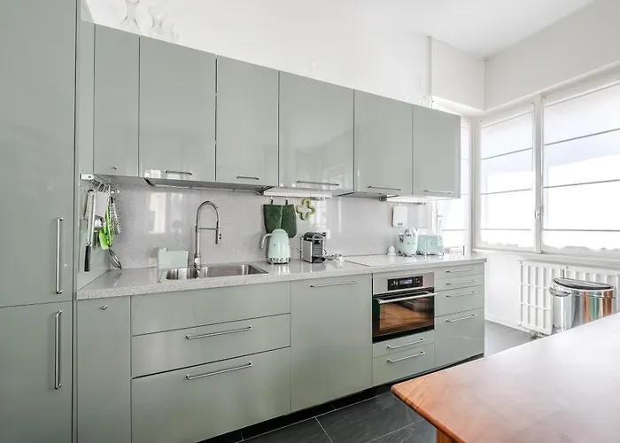 דירה Ceradini With Balcony R&r