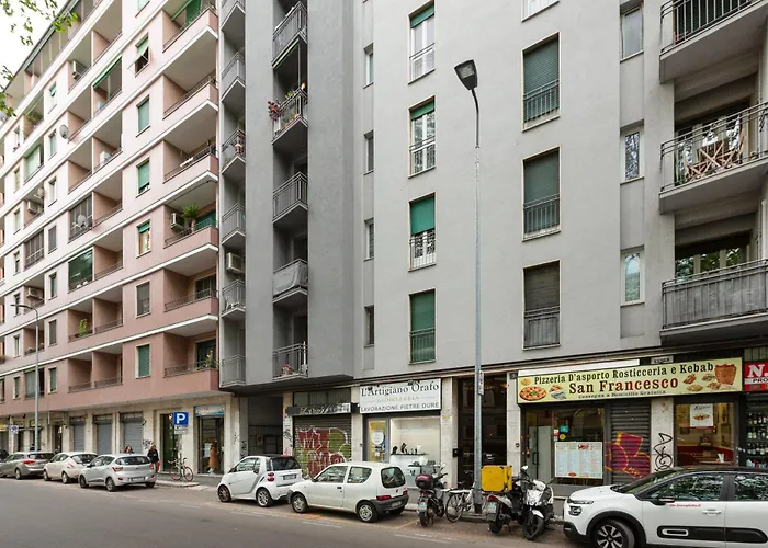 Guesthost - Viale Umbria Bright Apartman Milánó