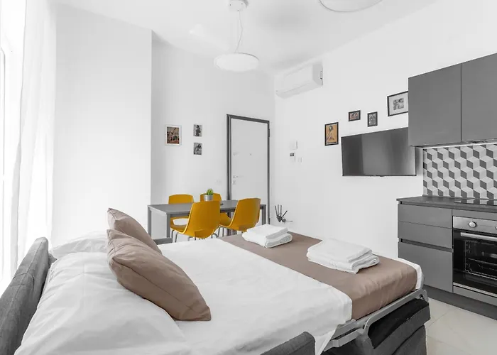 Mi Casa - In Ponte Nuovo * Milan