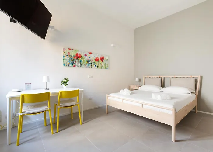 Апартаменты Guesthost - Corso Vercelli Cosy And Bright *