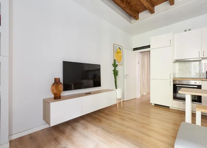 Guesthost - Bright -pasteur M1 *