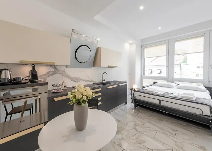 Royal Porta Ticinese Apartman Milánó