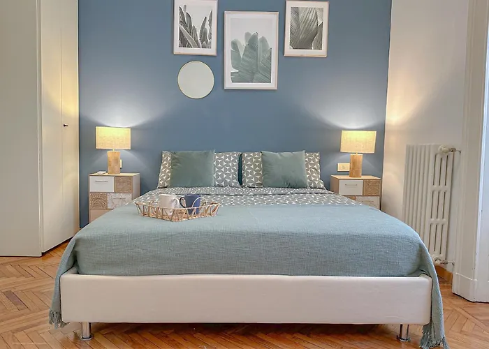 De Amicis 29 - Duomo - Sant'ambrogio Apartment *