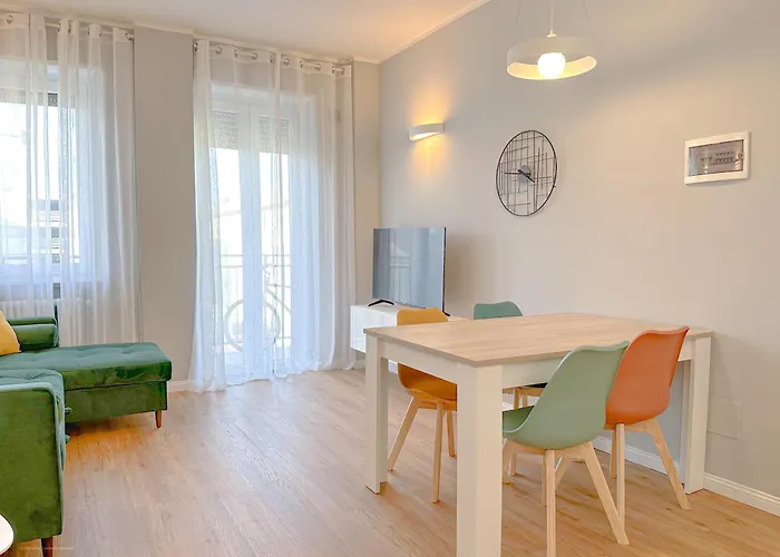 Torre 24 - Luxury Naviglio 아파트 *