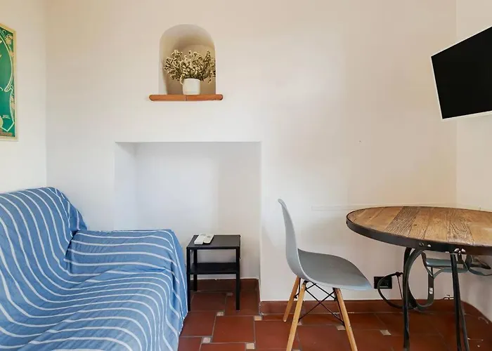 Appartement Alessandro 10 Mins Duomo Milaan