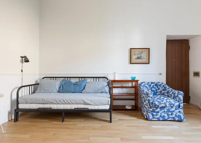 Appartement Guesthost - Garibaldi & Isola District Functional *