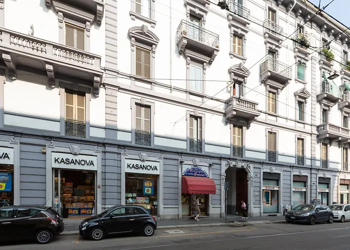 Appartement Guesthost - Garibaldi & Isola District Functional