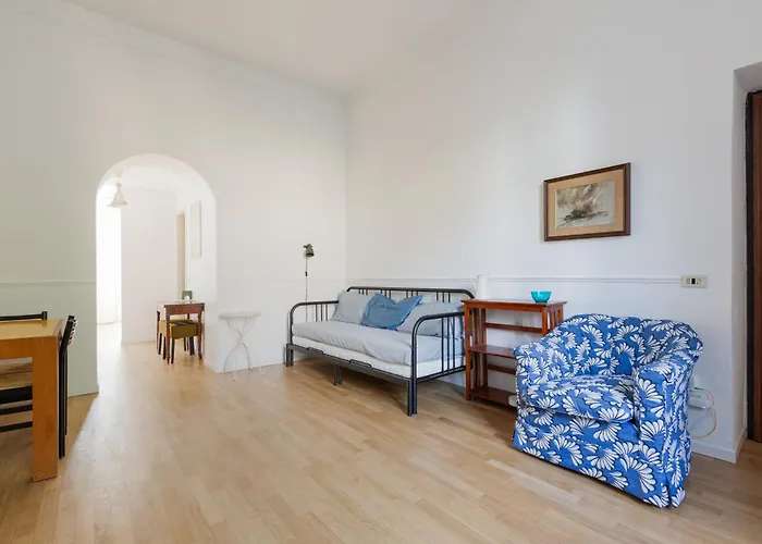 Appartement Guesthost - Garibaldi & Isola District Functional