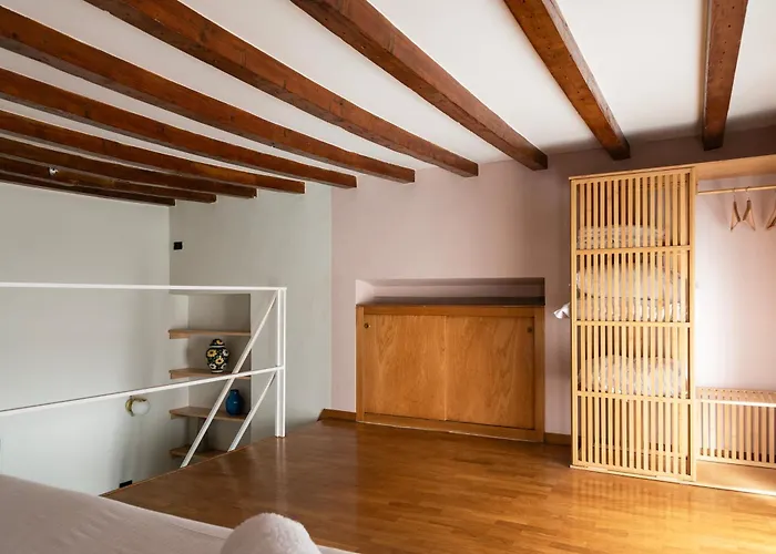 Youhosty - Confalonieri 21