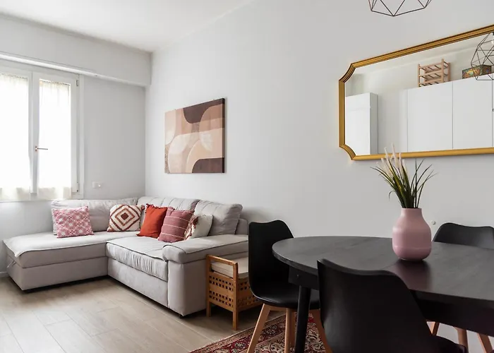 Youhosty - Colonna 59 Milão