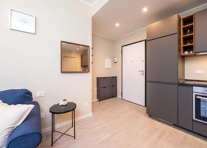 Modern 2br With Private Balcony, Steps To Metro Lägenhet Milano