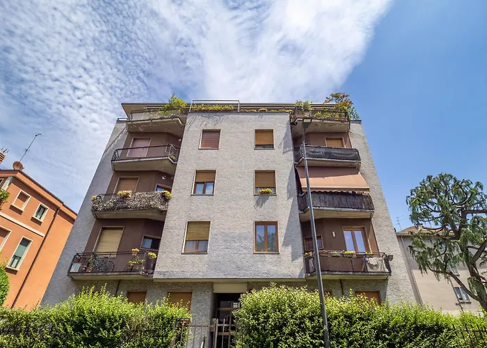Modern 2br With Private Balcony, Steps To Metro Lägenhet Milano