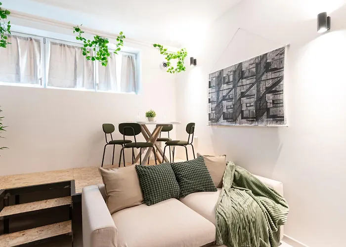 I-Host Grazioli 7 Urban Retreat شقة *