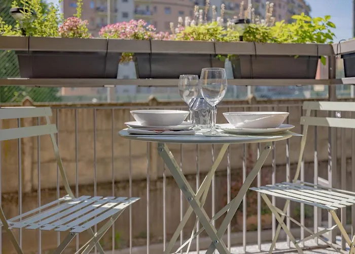 Modern Near Iulm&famagosta-ideal For Work