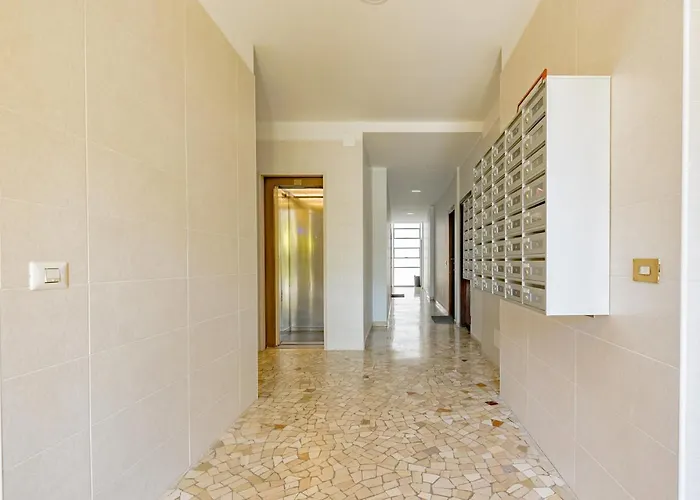 Modern Near Iulm&famagosta-ideal For Work *