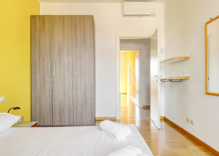 Joivy Stylish 2br Flat Next To Navigli Apartmán *