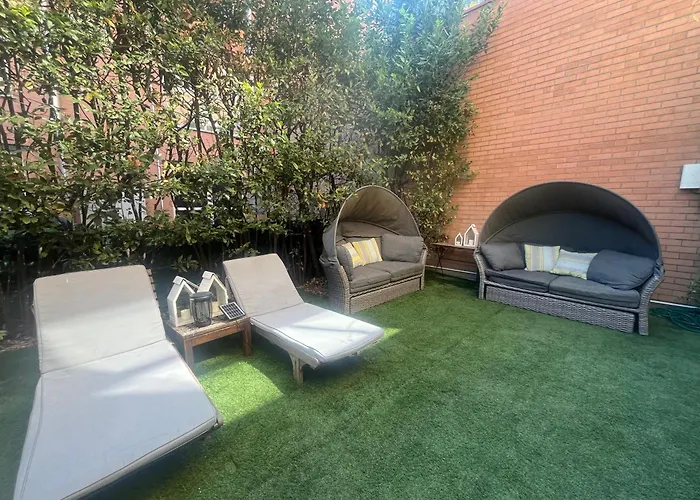 Lägenhet Private Garden Apartment, Navigli, 24h Security *
