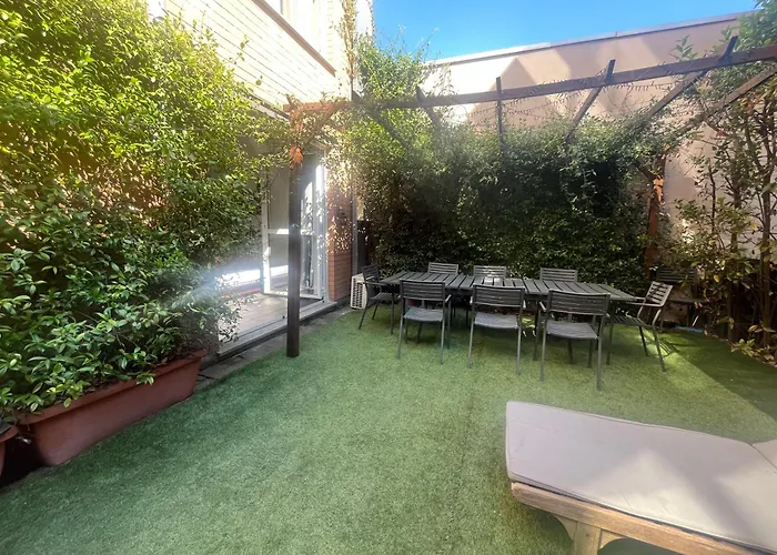 Private Garden Apartment, Navigli, 24h Security Lägenhet