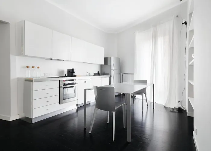 Just Urban - Stylish And Spacious 90 Sqm Flat - 5 Min To M1 And M2 아파트 *