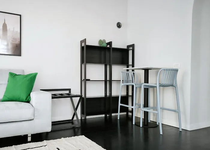 Just Urban - Stylish And Spacious 90 Sqm Flat - 5 Min To M1 And M2 아파트 밀라노