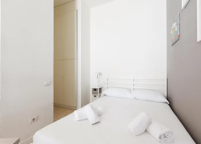 Appartement Guesthost - M1 Gambara Balcony Milan