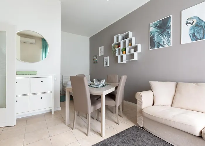 Appartement Guesthost - M1 Gambara Balcony *