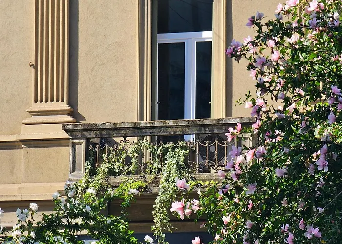 Eanna Scalo Porta Romana Prada Apartman *