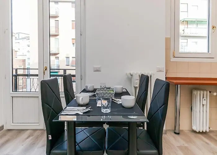 Bicocca Metro House Apartment