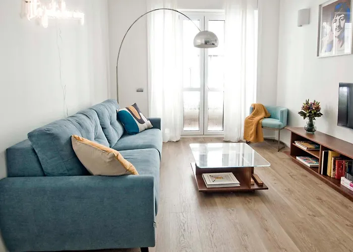 Soperga 10 - Popart Flat In * ميلان