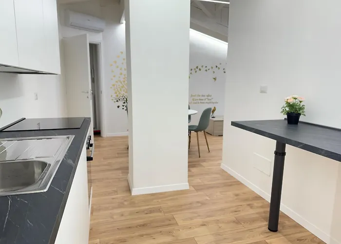 Luxury Beauty-flat In * Milan