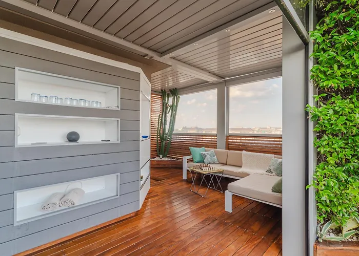 Fiftyfive-one Zuretti شقة فندقية