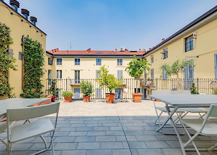 Vintage Gem - 8 Min Duomo *