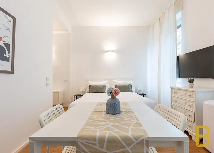 Beplace In De Amicis 아파트