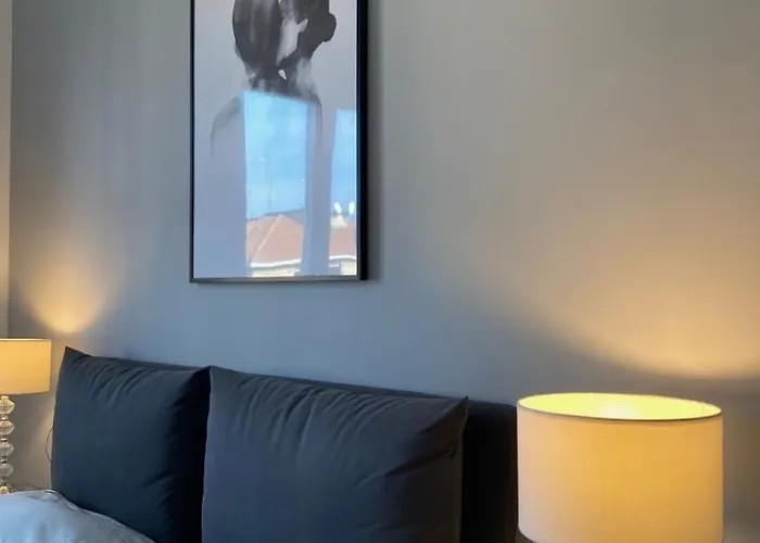 Spazioso Bilocale Metro M4 Skynest