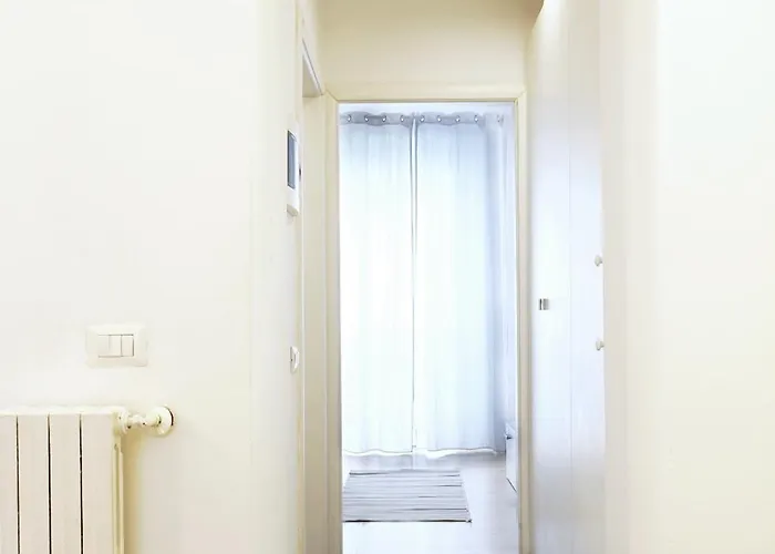 아파트 Bilocale Zona 200metri Da Stazione 밀라노