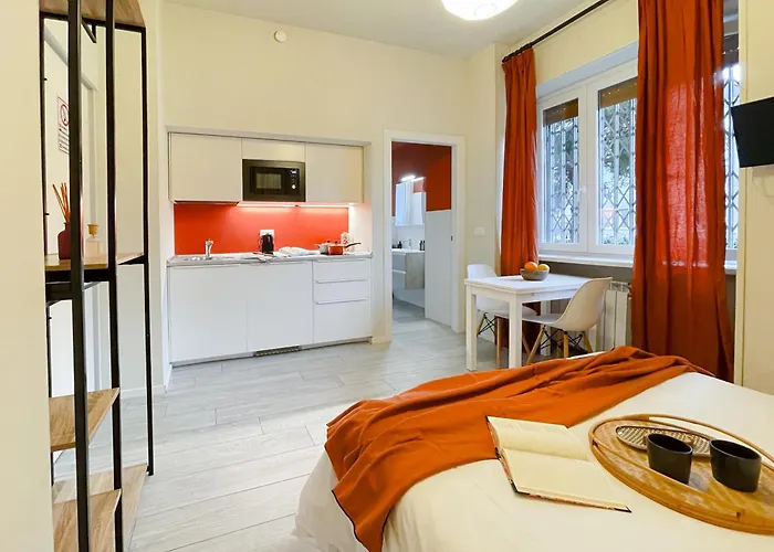 Woods - Self Check-in, Design District Appartement