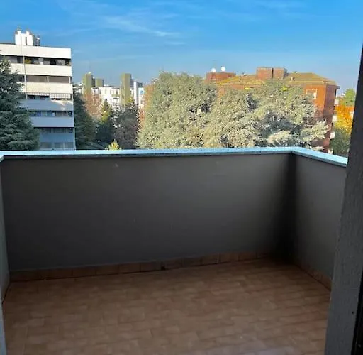 Stadio Fiera Ampio E Luminoso Con Balcone Apartman *