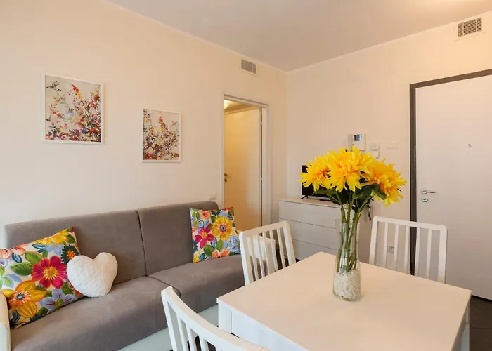 Uniterrace - Bicocca District شقة