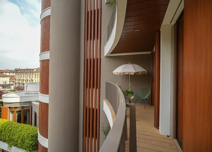 Isola 10 * מילאנו