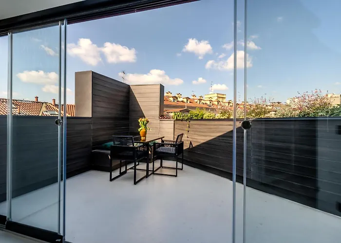 Navigli - Design With Private Terrace Daire *