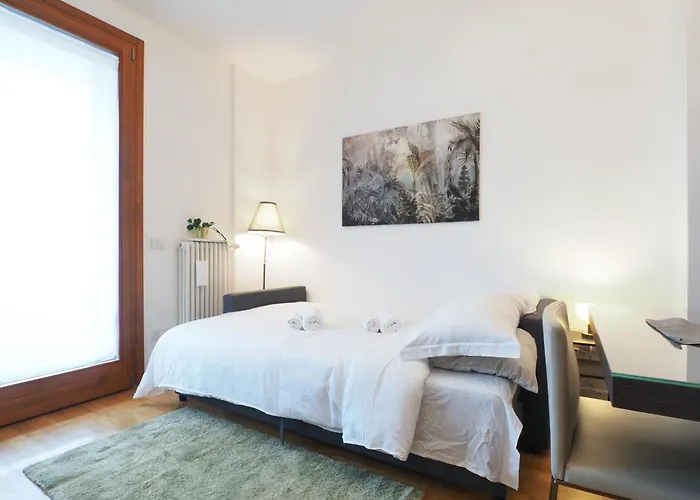 Primopiano - Monza 212 * ميلان