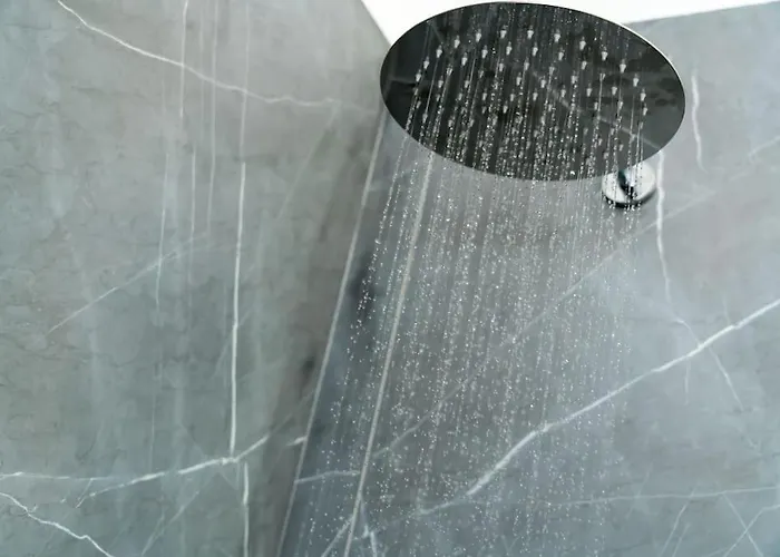 Luxury Sarpi Chinatown Apartmán *