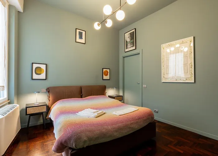 Cairoli E Garage Appartement *